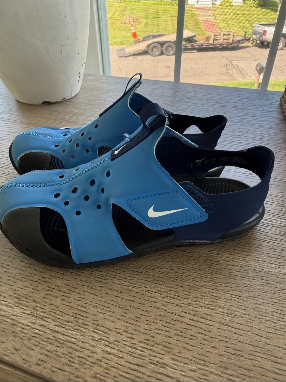 Nike Blue and Navy Kids' Sport Sandals with White Swoosh